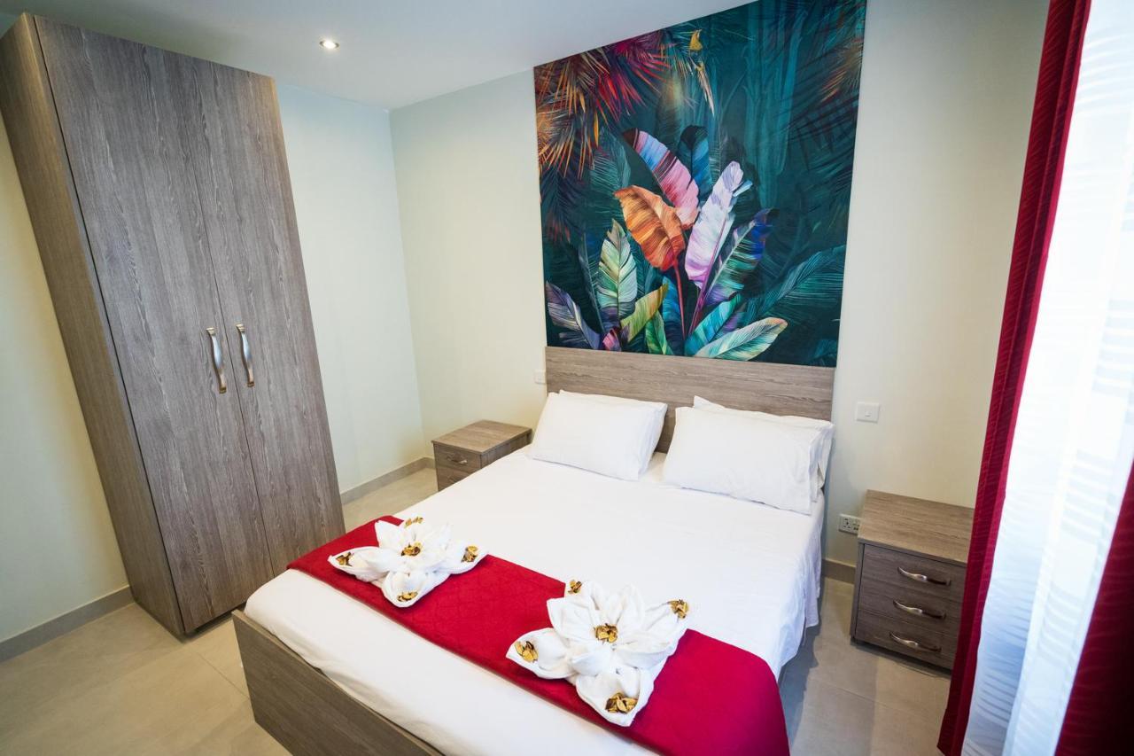 Red Rose Apartment Marsalforn Exterior photo