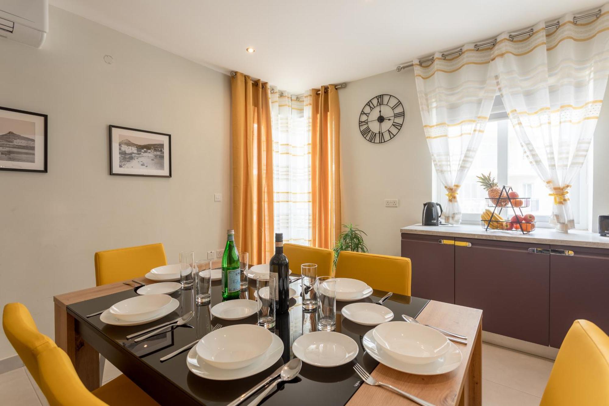 Red Rose Apartment Marsalforn Exterior photo