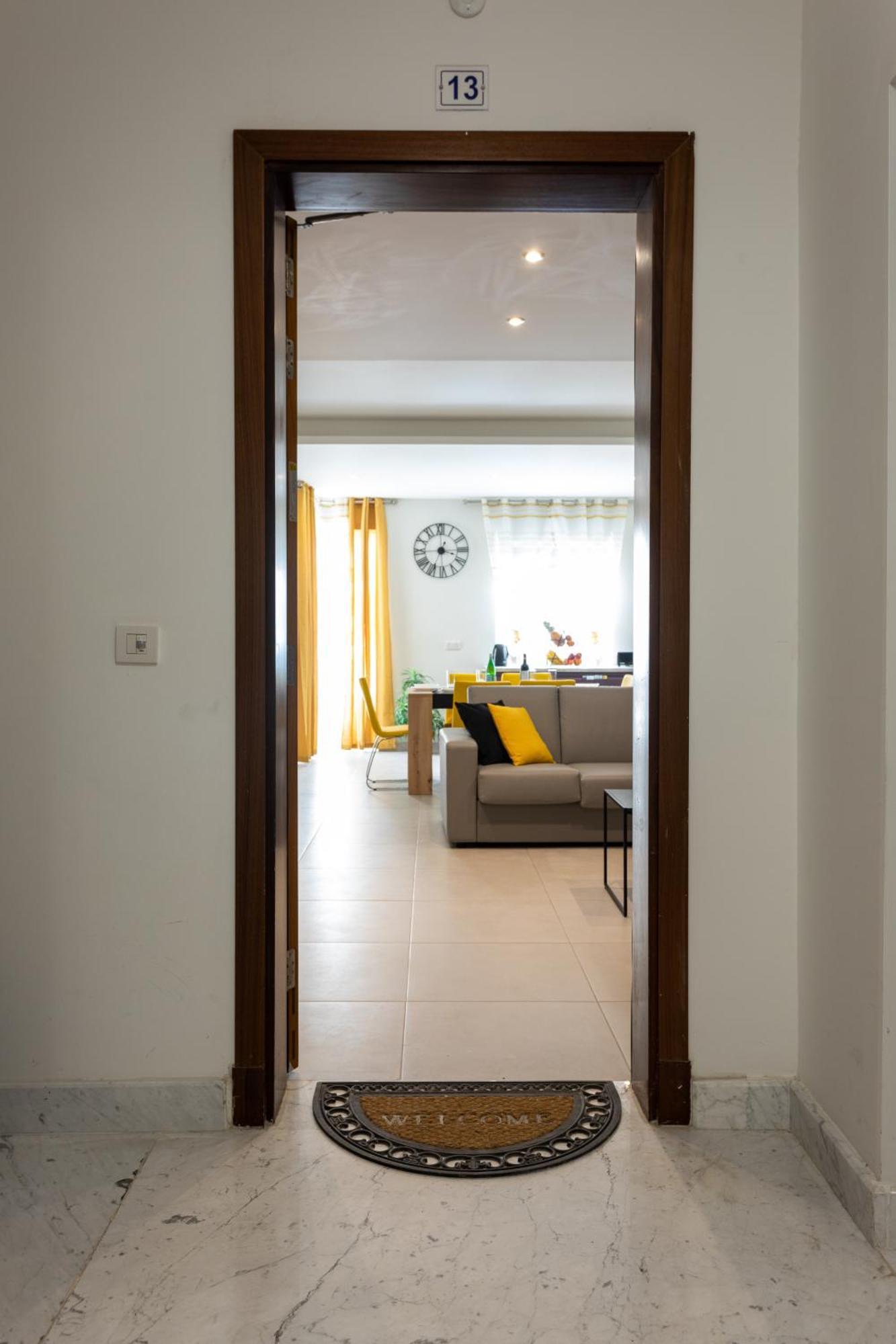 Red Rose Apartment Marsalforn Exterior photo